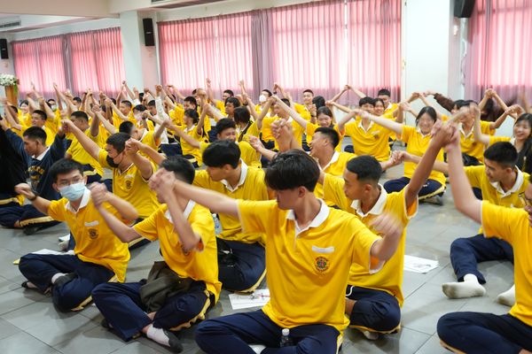 โรงเรียนปรีชานุศาสน์